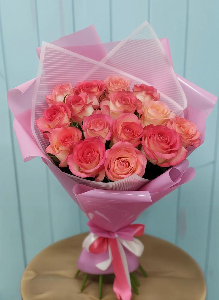 Букет 15 Розовых роз Равель в Костроме