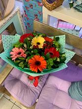 Букет цветочная поляна #REPLACE_PRED# Костроме Букет цветов из:  Герберы, Хризантемы и Альстромерии #REPLACE_PRED# Костроме