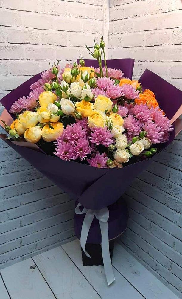 Букет Красочный праздник в Костроме Букет цветов из: Хризантемы и Розы в Костроме