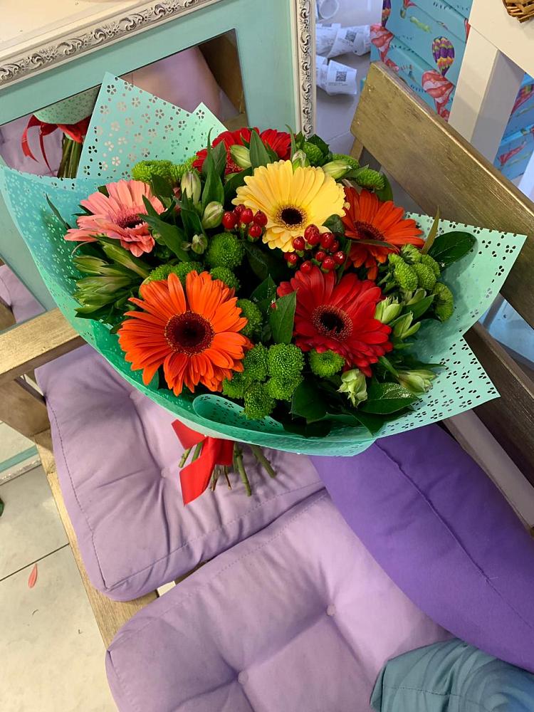 Букет цветов из: Герберы, Хризантемы и Альстромерии в Костроме