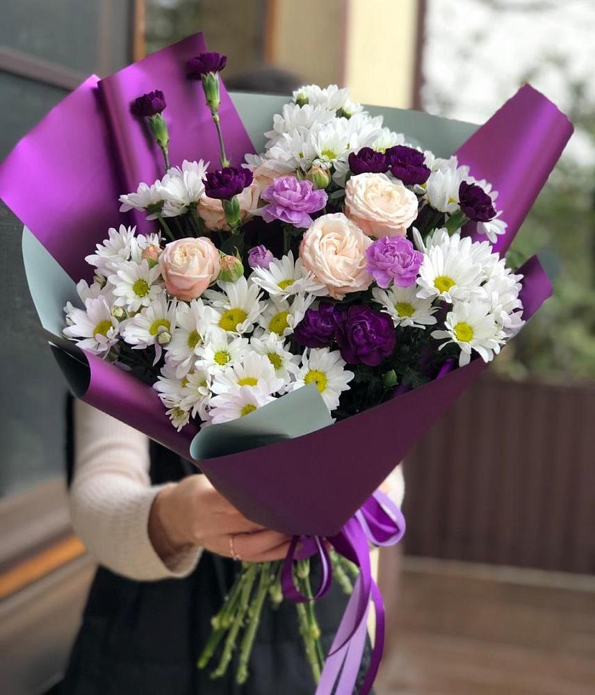 Букет фиолетовый сад в Костроме Букет цветов из: Хризантемы, Гвоздики и Розы в Костроме