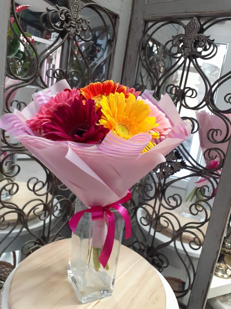 Букет цветов из: Герберы в Костроме