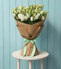 Букет цветов из:  Лизиантусы в Костроме