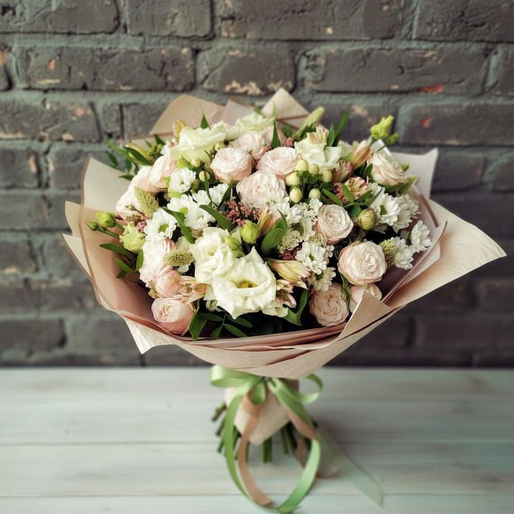 Букет нежное ассорти в Костроме Букет цветов из: Альстромерии, Розы и Хризантемы в Костроме