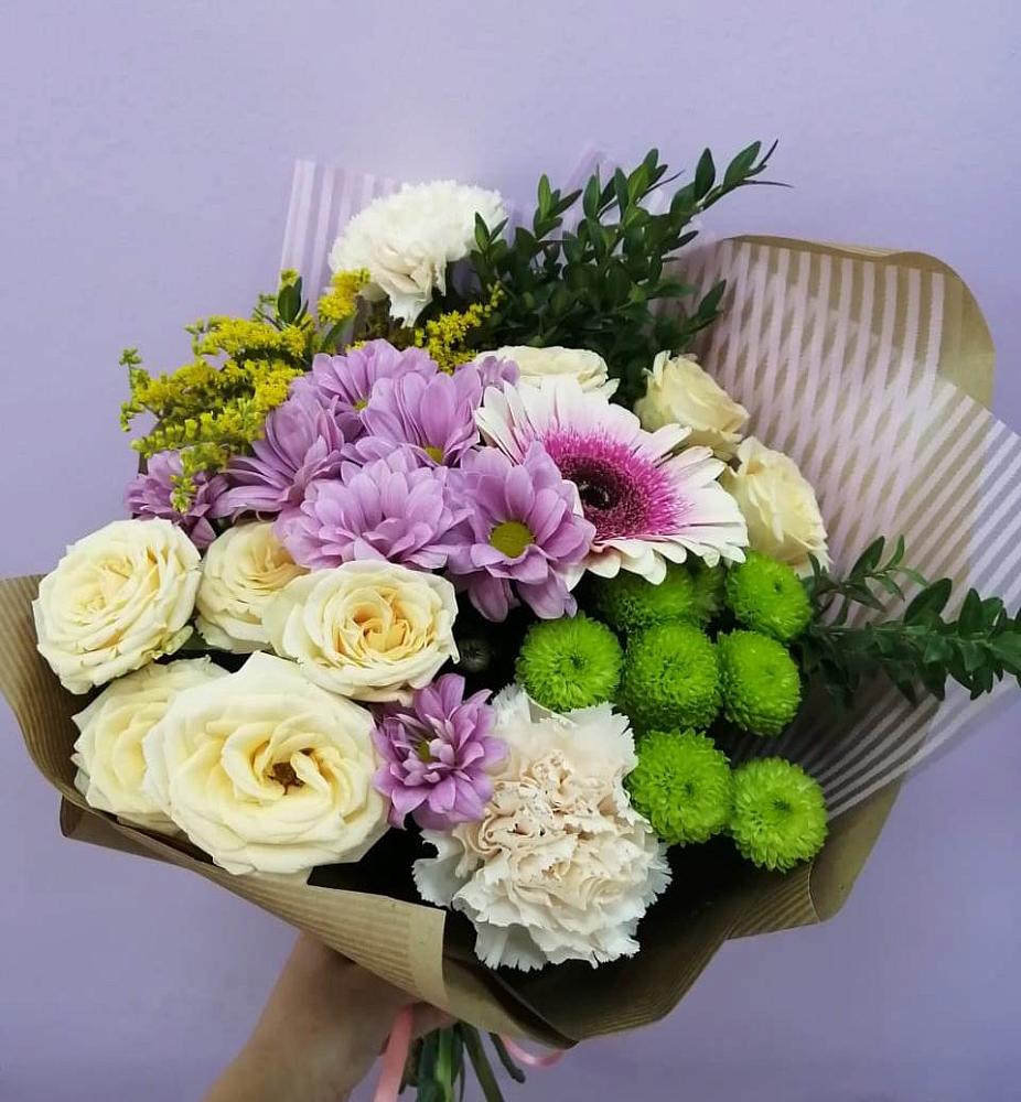 Букет магия в Костроме Букет цветов из: Хризантемы, Розы, Гвоздики и Герберы в Костроме