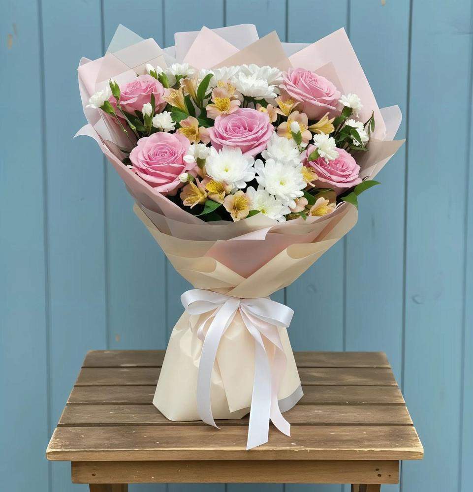 Букет французская меренга в Костроме Букет цветов из: Гвоздики, Орхидеи и Розы в Костроме